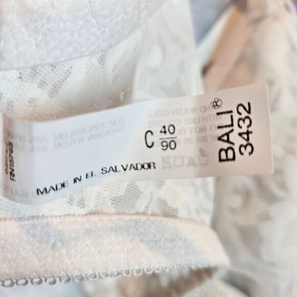 NWT Bali Womens Bra 40C Underwire Lace Full-Coverage White Natural Shaping - Picture 3 of 10